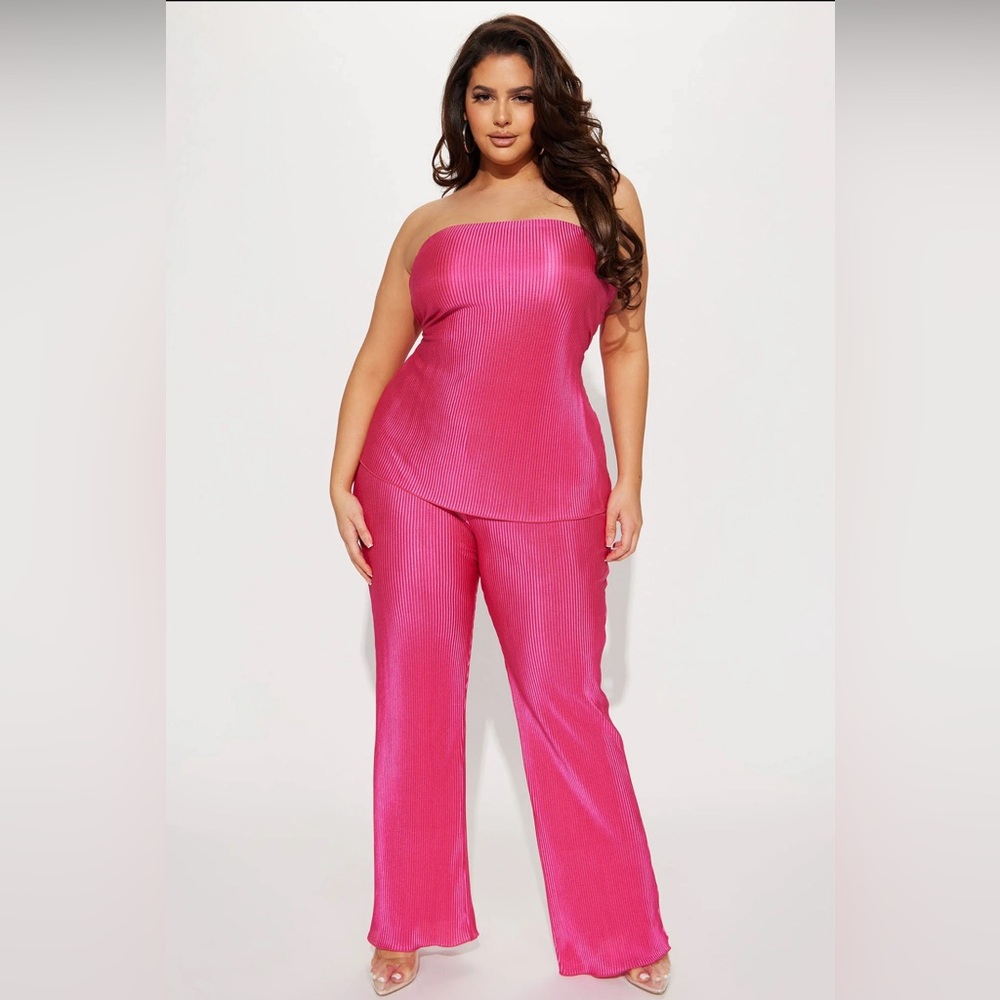 Fashion Nova Popular Plisse Pant Set Pink